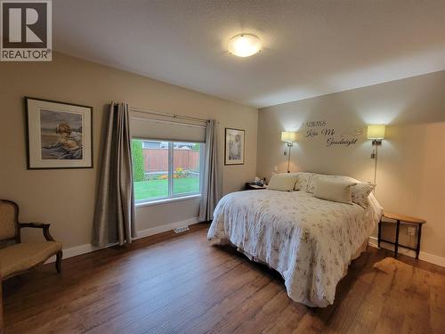 304 K View Crescent, Keremeos, BC - Indoor Photo Showing Bedroom