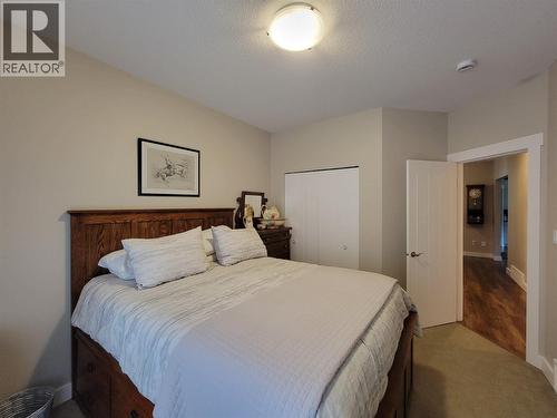 304 K View Crescent, Keremeos, BC - Indoor Photo Showing Bedroom