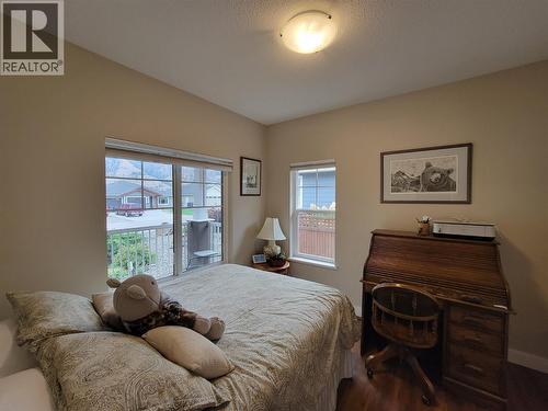 304 K View Crescent, Keremeos, BC - Indoor Photo Showing Bedroom