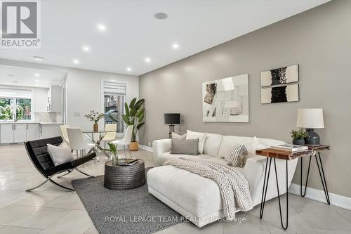 16 First Avenue, Ottawa, ON - Indoor