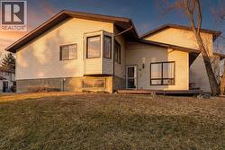 1, 73 Glenbrook Crescent  Cochrane, AB T4C 1G1