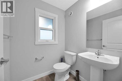 349 Calhoun Common Ne, Calgary, AB - Indoor Photo Showing Bathroom