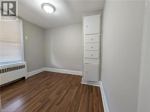 12 East 24Th Street, Hamilton, ON - Indoor Photo Showing Other Room