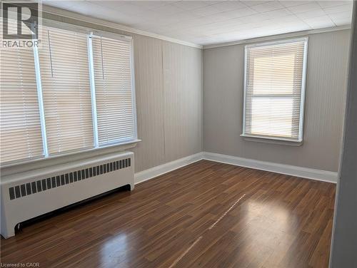 12 East 24Th Street, Hamilton, ON - Indoor Photo Showing Other Room