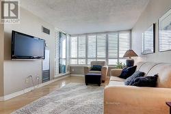 1008 - 1121 STEELES AVENUE W  Toronto, ON M2R 3W7