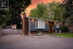 155 NAPIER STREET  Barrie, ON L4M 1W7