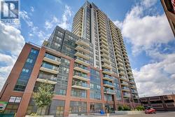 607 - 1420 DUPONT STREET  Toronto, ON M6H 0C2