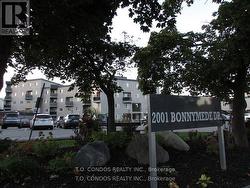 213 - 2001 BONNYMEDE DRIVE  Mississauga, ON L5J 4H8