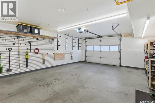 1714 Bradwell Avenue, Saskatoon, SK - Indoor Photo Showing Garage