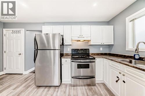 131 Taradale Drive Ne, Calgary, AB - Indoor Photo Showing Kitchen