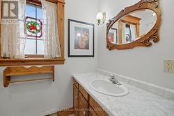 Main Floor Washroom - 