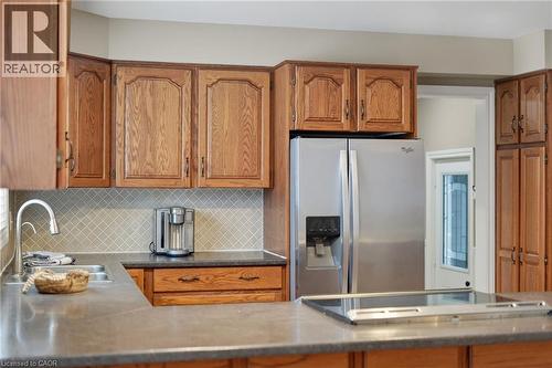 192 Concession 14 E, Puslinch, ON - Indoor Photo Showing Kitchen