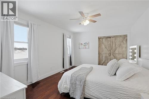 192 Concession 14 E, Puslinch, ON - Indoor Photo Showing Bedroom