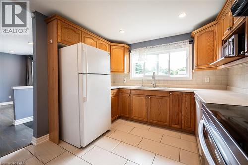 66 Belwood Crescent, Kitchener, ON - Indoor Photo Showing Kitchen
