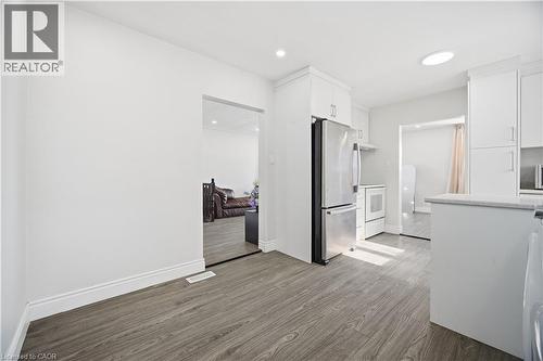 290 Lincoln Road, Waterloo, ON - Indoor