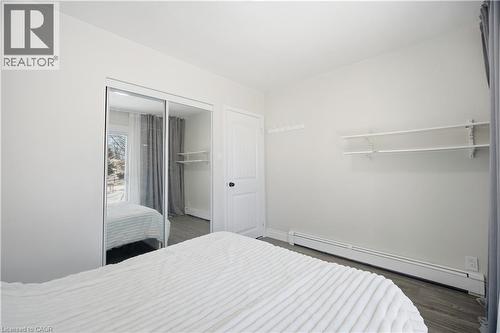 290 Lincoln Road, Waterloo, ON - Indoor Photo Showing Bedroom