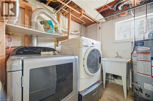 290 Lincoln Road, Waterloo, ON - Indoor Photo Showing Laundry Room