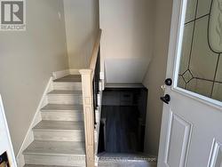 (BASEMENT UNIT) - 52 CENTRE STREET N  Brampton, ON L6V 1T2