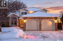 214 Braeburn PLACE  Saskatoon, SK S7V 1A4