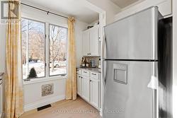 Beverage Centre within Pantry - 