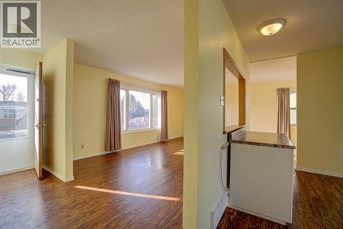 524 51 Avenue W, Claresholm, AB - Indoor Photo Showing Other Room