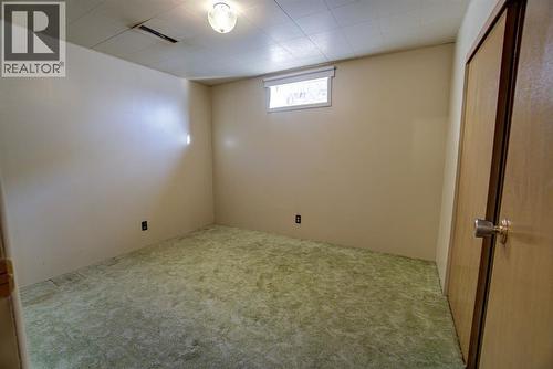 524 51 Avenue W, Claresholm, AB - Indoor Photo Showing Basement