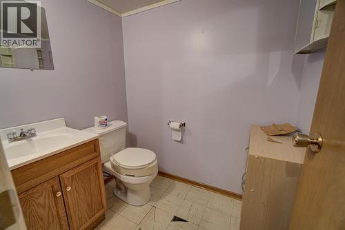 524 51 Avenue W, Claresholm, AB - Indoor Photo Showing Bathroom