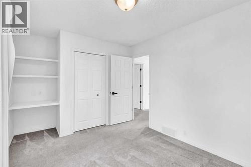 331 Springbank Place Sw, Calgary, AB - Indoor Photo Showing Other Room