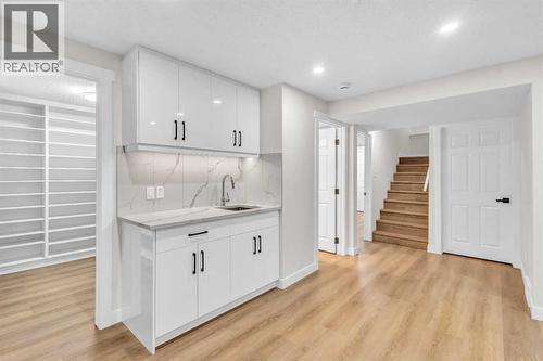 331 Springbank Place Sw, Calgary, AB - Indoor