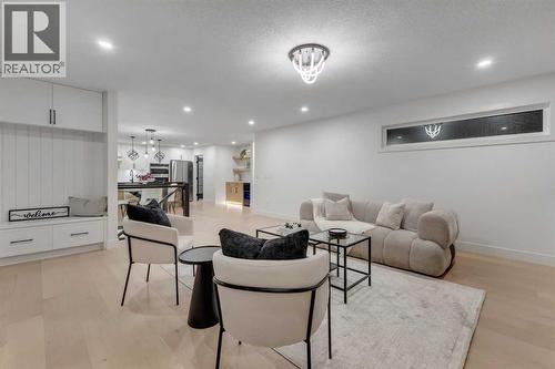 9419 Academy Drive Se, Calgary, AB - Indoor