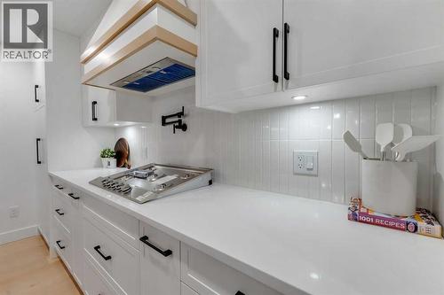 9419 Academy Drive Se, Calgary, AB - Indoor Photo Showing Kitchen