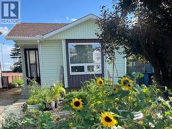 147 Erin Ridge Road SE  Calgary, AB T2B 2W2