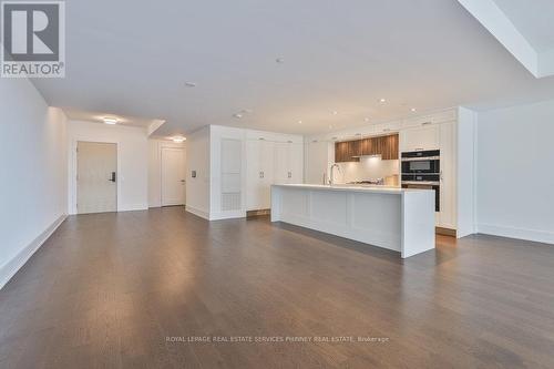 214 - 155 Merchants' Wharf, Toronto, ON - Indoor Photo Showing Kitchen With Upgraded Kitchen