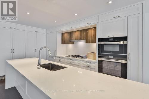 214 - 155 Merchants' Wharf, Toronto, ON - Indoor Photo Showing Kitchen With Upgraded Kitchen