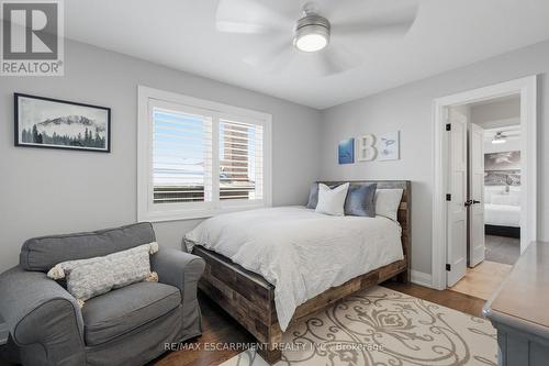 1159 Alexandra Avenue, Mississauga, ON - Indoor Photo Showing Bedroom