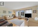 780 Houghton Road Unit# 412, Kelowna, BC  - Indoor Photo Showing Living Room 