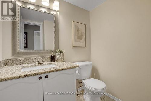 95 Manhattan Crescent, Ottawa, ON - Indoor Photo Showing Bathroom