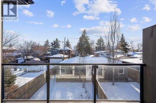 219 19 Avenue Nw, Calgary, AB - Outdoor