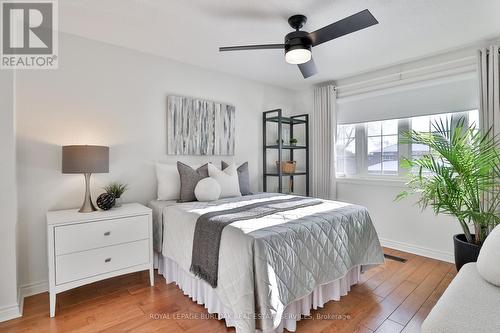 565 Harmony Avenue, Burlington, ON - Indoor Photo Showing Bedroom