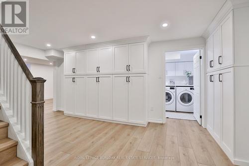 565 Harmony Avenue, Burlington, ON - Indoor Photo Showing Laundry Room