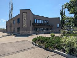 200 330  Circle Drive  St. Albert, AB T8N 7L5