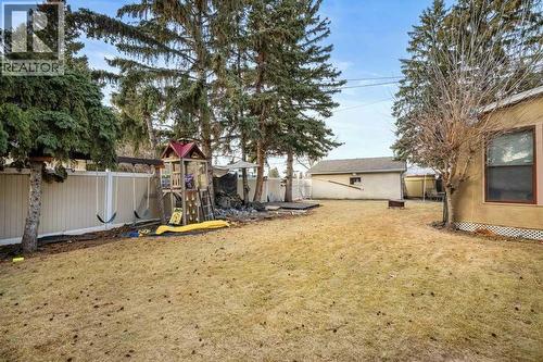 4704 Marbury Place Ne, Calgary, AB - Outdoor