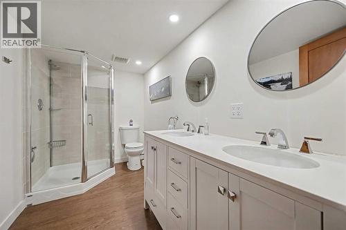 7331 Silver Mead Road Nw, Calgary, AB - Indoor Photo Showing Bathroom