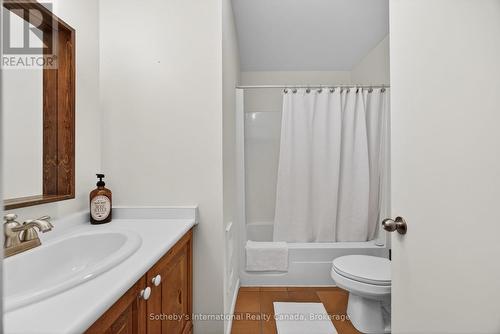 345 - 11 Harbour Street W, Collingwood, ON - Indoor Photo Showing Bathroom