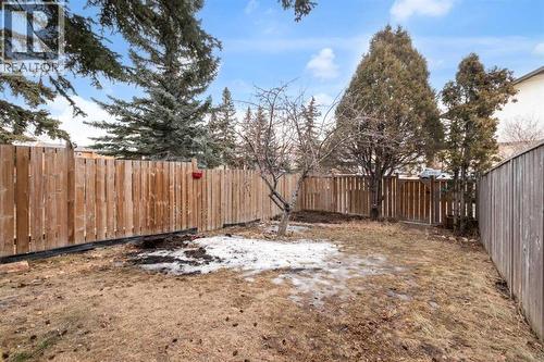 1418 Ranchlands Road Nw, Calgary, AB - Outdoor