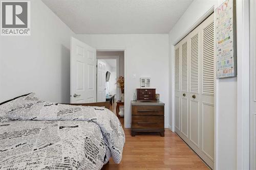 63 Huntmeadow Road Ne, Calgary, AB - Indoor Photo Showing Bedroom