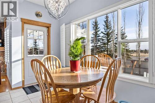 244 Oakmere Place, Chestermere, AB - Indoor Photo Showing Dining Room