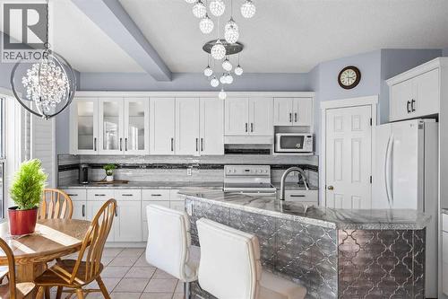 244 Oakmere Place, Chestermere, AB - Indoor