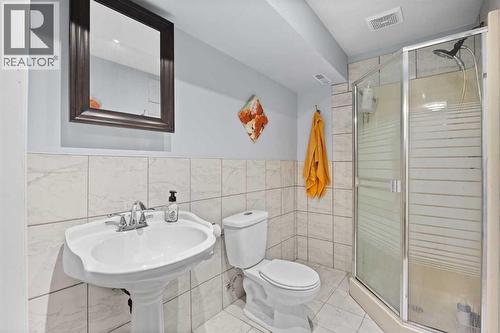 244 Oakmere Place, Chestermere, AB - Indoor Photo Showing Bathroom