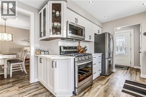 4 Maple Crescent, Paris, ON - Indoor Photo Showing Kitchen
